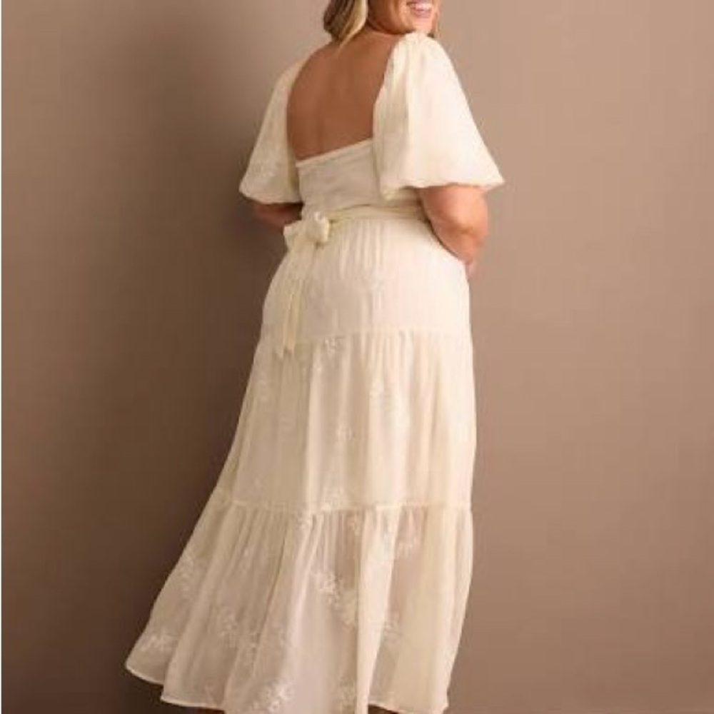ARULA Cream Maxi Dress - Picture 7 of 9